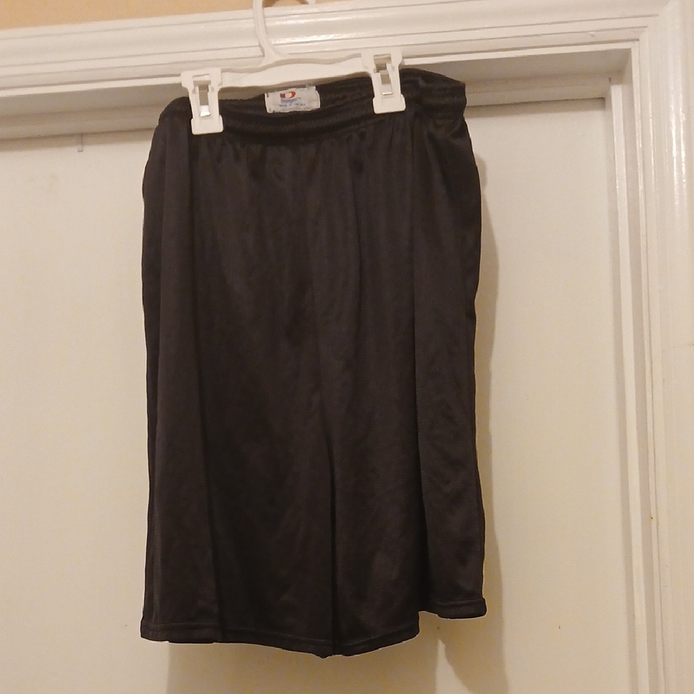 Black Knee-Length Athletic Shorts for Cocktail Events